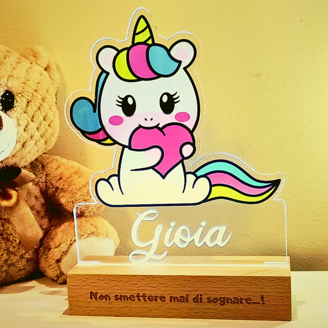 Lampada Personalizzata con Foto 3D Personalizzato Illusione Luce Notturna Stampato Nome Testo Cuori Targa in Acrilico con Base in Legno per Uomini Donne San Valentino Anniversario Regalo di Compleanno